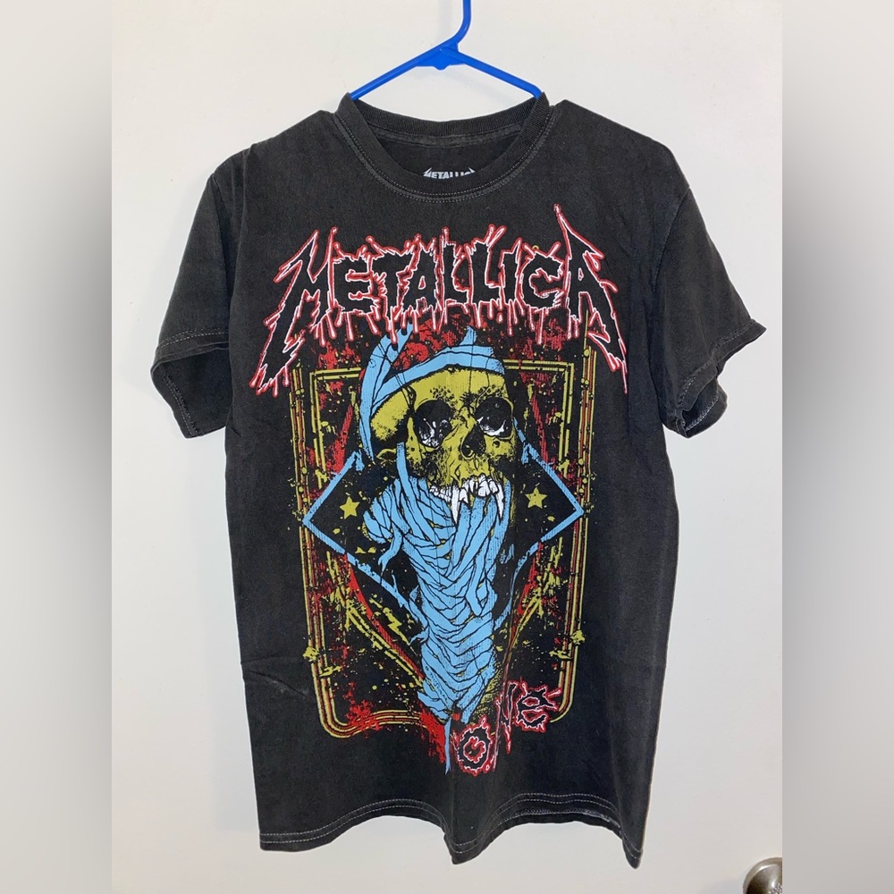 NWT Metallica graphic tshirt